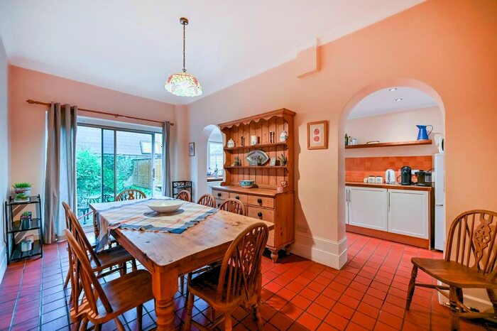 4 Bedroom Terraced House To Rent In Twickenham, St Margarets, Twickenham, TW1