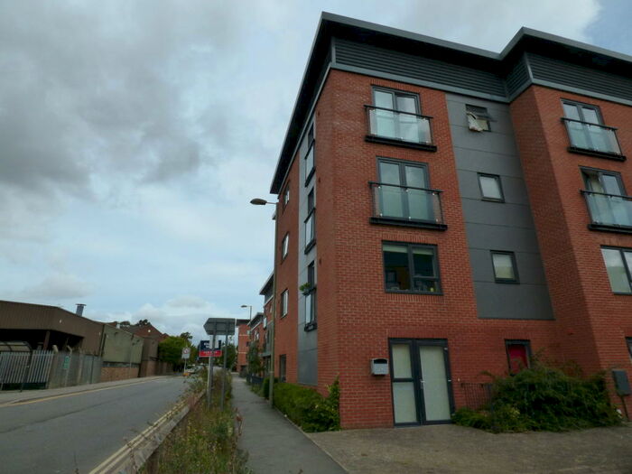 2 Bedroom Ground Flat To Rent In Marshall Road, Banbury, OX16