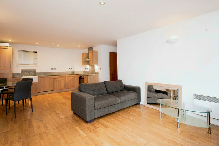 2 Bedroom Apartment To Rent In Advent House, Ancoats, M4
