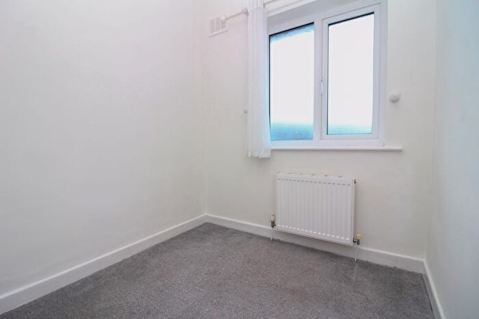 3 Bedroom Semi-Detached House For Sale In Willard Avenue, Billinge, Wigan, WN5