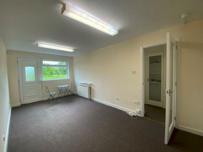 1 Bedroom Flat To Rent In Harriet Place, Pollokshaws, Glasgow, G43