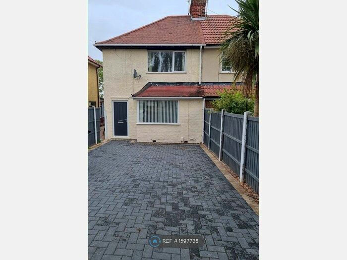 2 Bedroom Semi-Detached House To Rent In Edgehill Grove, Mansfield Woodhouse, Mansfield, NG19