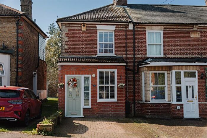 2 Bedroom End Terrace House For Sale In Junction Road, Warley, Brentwood, CM14