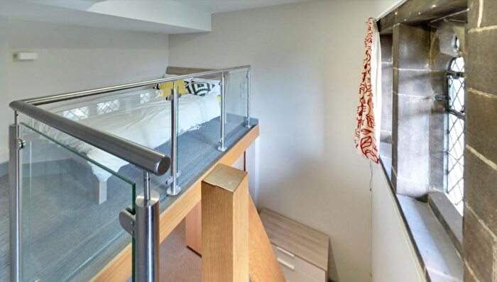 1 Bedroom Flat To Rent In Springfield Mount, Leeds, LS2
