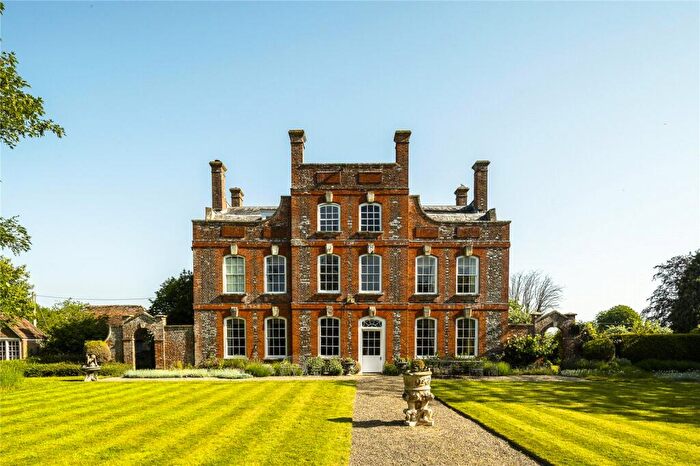 6 Bedroom Detached House For Sale In Church Street, West Hanney, Oxfordshire, OX12