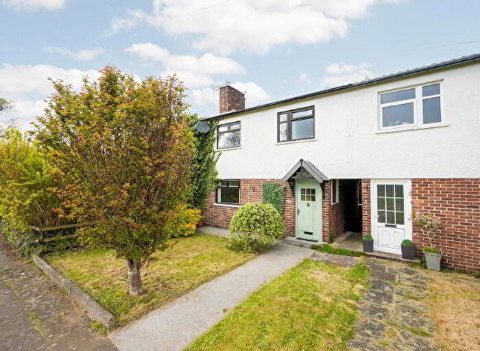 3 Bedroom Mid Terraced House For Sale In Barnetts Road, Belfast, BT5