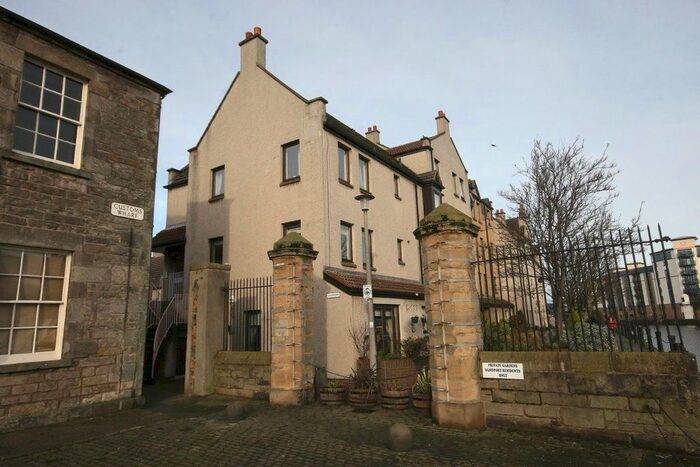 2 Bedroom Flat To Rent In Sandport, King`S Landing, Edinburgh, EH6