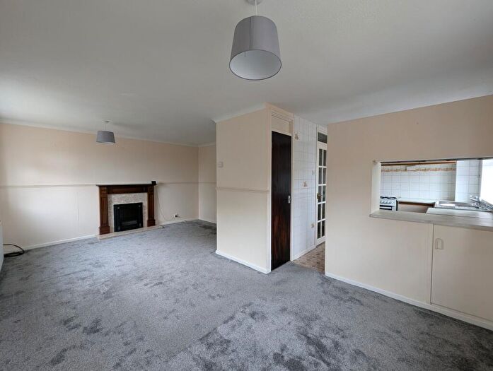 2 Bedroom Maisonette To Rent In Northwood, Worksop, S81