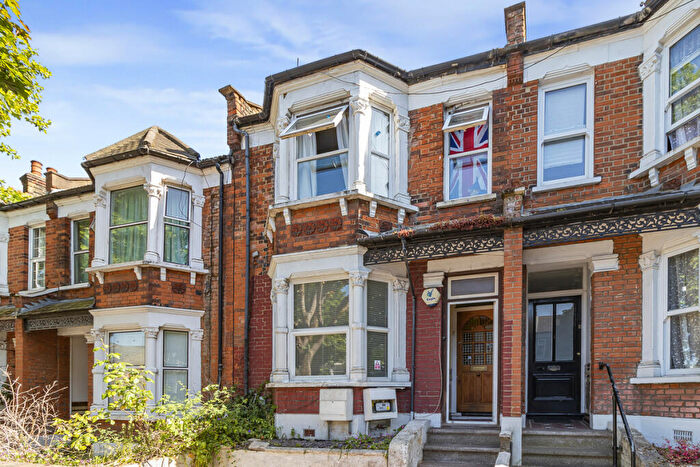 1 Bedroom Flat For Sale In McLeod Road, Abbey Wood, SE2