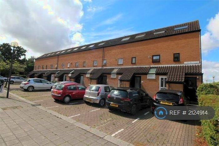 1 Bedroom Maisonette To Rent In North Twelfth Street, Milton Keynes, MK9