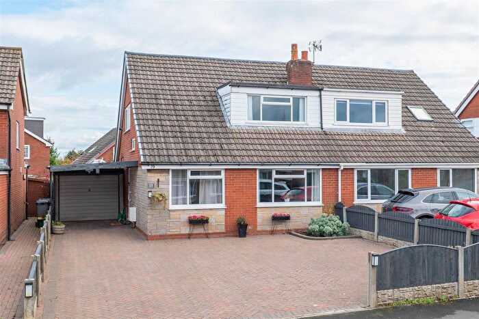 3 Bedroom Semi Detached Bungalow For Sale In Sumpter Croft, Penwortham, Preston, PR1