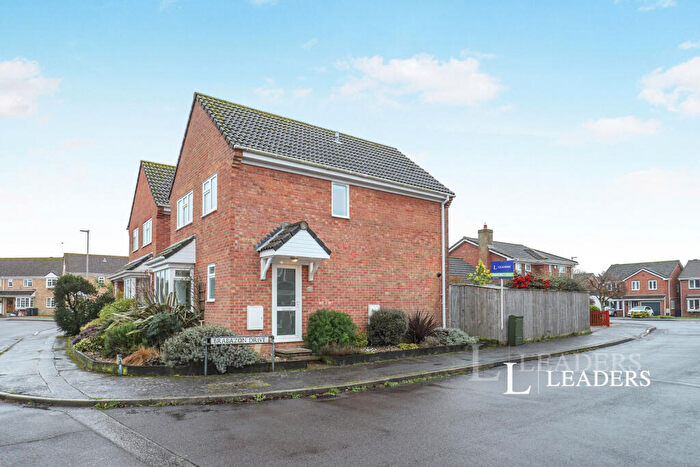 4 Bedroom Detached House To Rent In Brabazon Drive, Mudeford, BH23