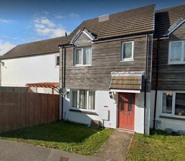 3 Bedroom Semi-Detached House To Rent In Mountside Road, Par, St Austell, PL24