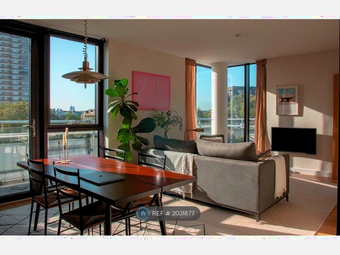 1 Bedroom Flat To Rent In Wood's Road, London, SE15