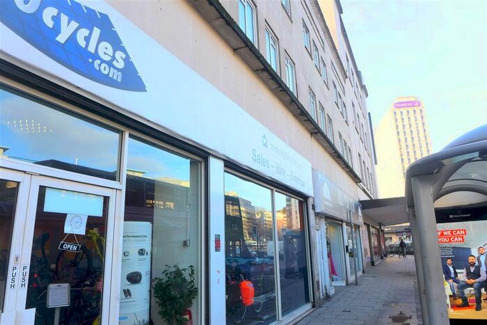 3 Bedroom Flat To Rent In St James Place, City Centre, Bristol, BS1