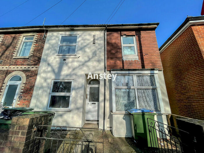 1 Bedroom Flat To Rent In St. Denys Road, Southampton, SO17