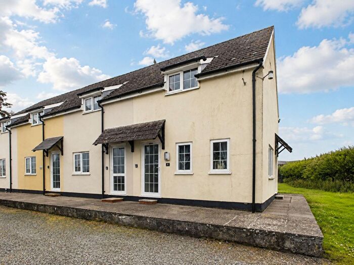 2 Bedroom End Terrace House For Sale In Penstowe Holiday Park, Kilkhampton, EX23