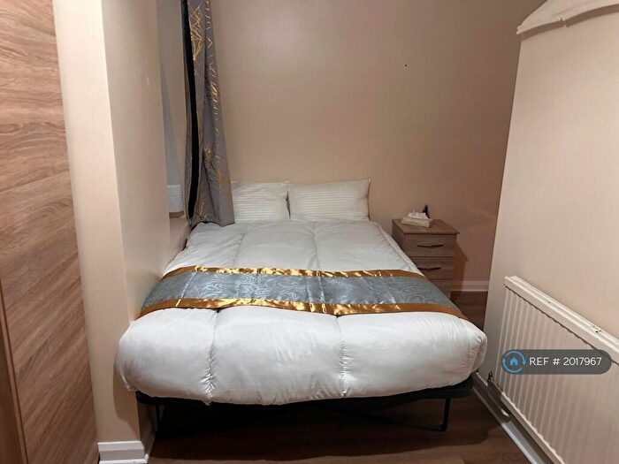 1 Bedroom Flat To Rent In London, London, N8