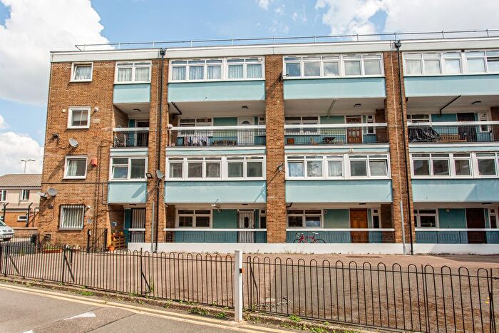 4 Bedroom Maisonette To Rent In Portman Place, London, E2