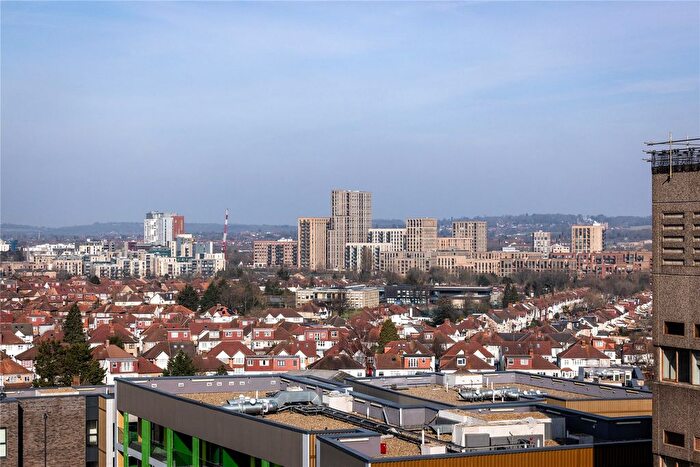 2 Bedroom Flat For Sale In Flat Pintail Heights, Edgware Road, London, NW9