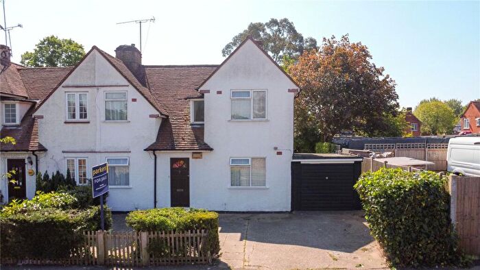 4 Bedroom Semi-Detached House For Sale In Cressingham Road, Reading, Berkshire, RG2