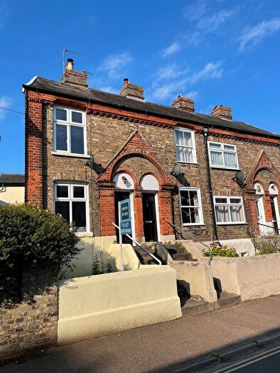 2 Bedroom End Of Terrace House To Rent In Sudbury, Suffolk, CO10