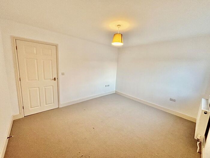 2 Bedroom Apartment To Rent In Fisher Terrace, Ramsey, Huntingdon, PE26