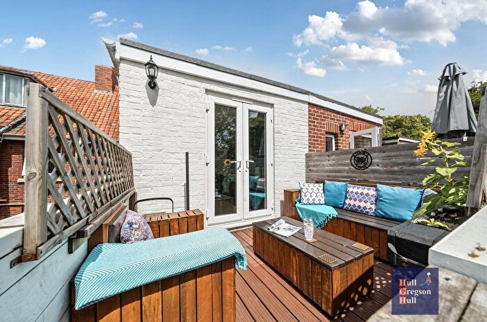 2 Bedroom Maisonette For Sale In Kings Road West, Swanage, BH19