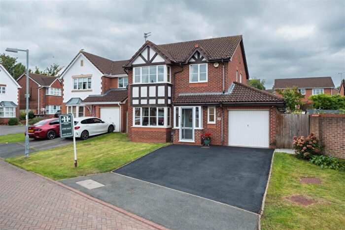 4 Bedroom Detached House For Sale In Carnoustie Close, Winsford, CW7
