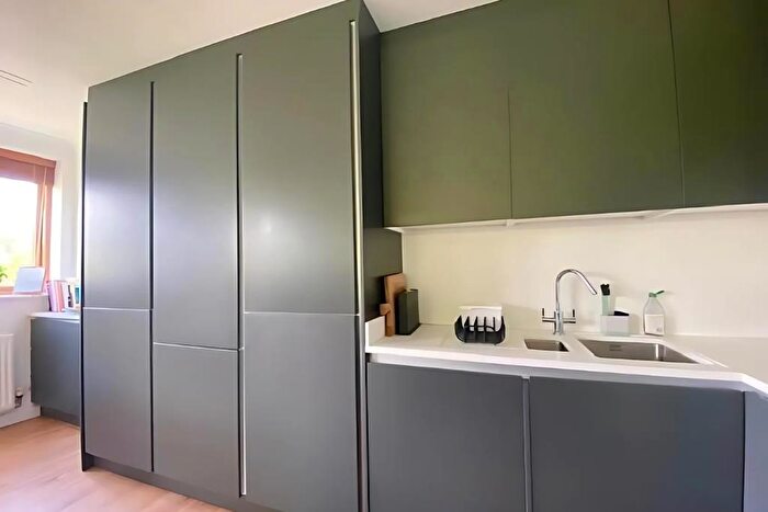 2 Bedroom Apartment To Rent In Highbury Lane, Campbell Park, Milton Keynes, MK9