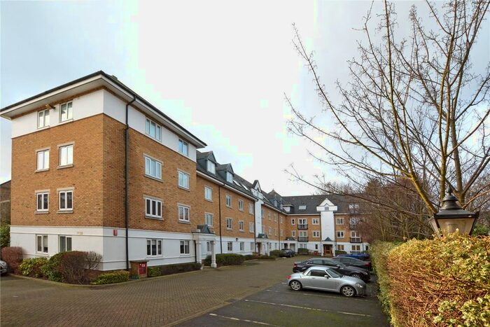 1 Bedroom Flat To Rent In Riverside Court, Lee Road, Blackheath, SE3