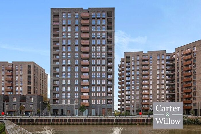 2 Bedroom Flat For Sale In Teal Point, Drydock Square, Barking, IG11