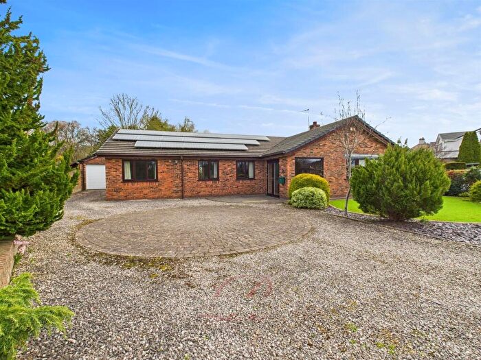 4 Bedroom Detached Bungalow For Sale In Llys Saron, Brynford, Holywell, CH8