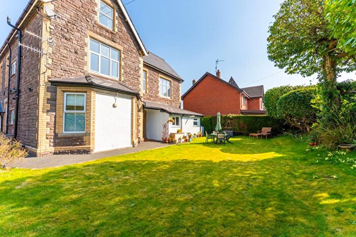1 Bedroom Flat For Sale In Avenue Road, Abergavenny, NP7