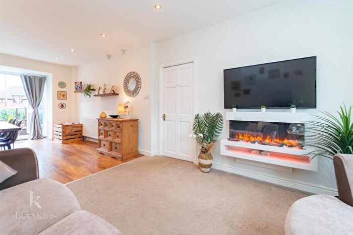 3 Bedroom Semi Detached House For Sale In Blenheim Road, Bolton, BL2