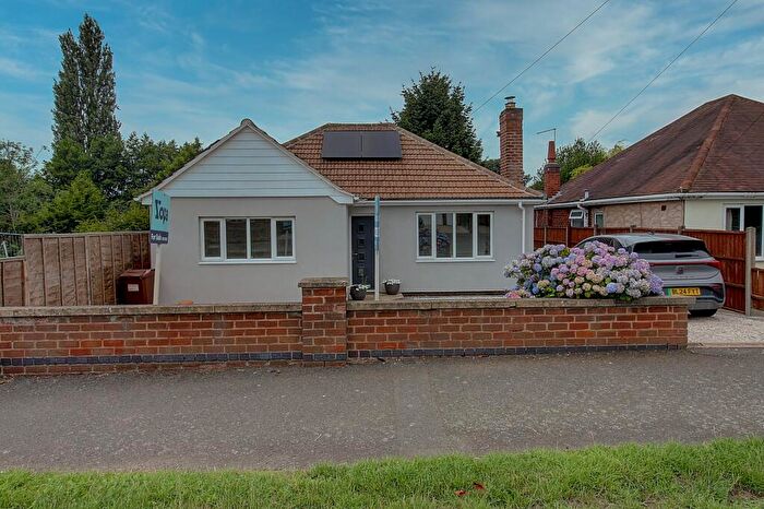 3 Bedroom Detached Bungalow For Sale In Brookside, Burbage, LE10