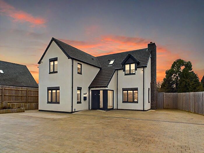 4 Bedroom Detached House For Sale In Spring Lane, Lambley, Nottingham, NG4