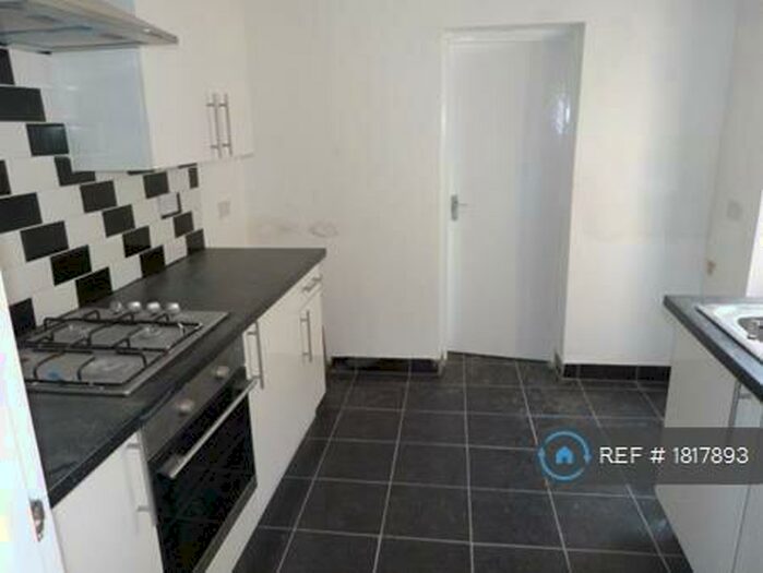 4 Bedroom Terraced House To Rent In Asplins Road, London, N17