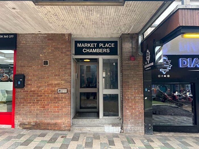 1 Bedroom Flat To Rent In Town Centre, Market Place, Stevenage, Hertfordshire, SG1