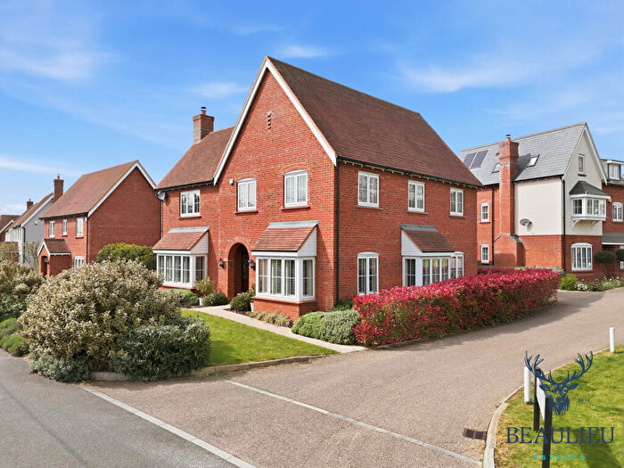 5 Bedroom Detached House For Sale In Condor Gate, Channels, CM3