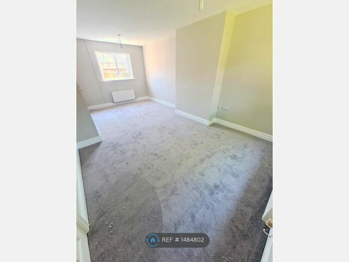 2 Bedroom End Terrace House To Rent In Woodwards Walk, Acrefair