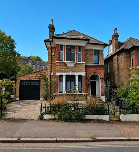 1 Bedroom Flat To Rent In Forest Hill Road, London, SE23