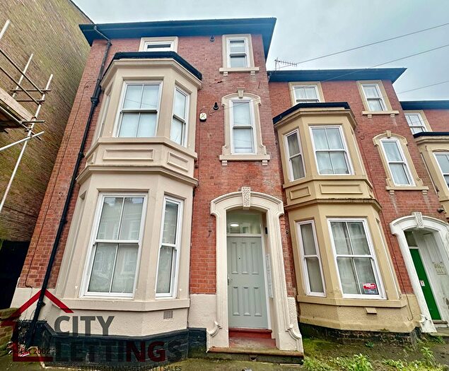 2 Bedroom Flat To Rent In Burns Street, Arboretum, NG7