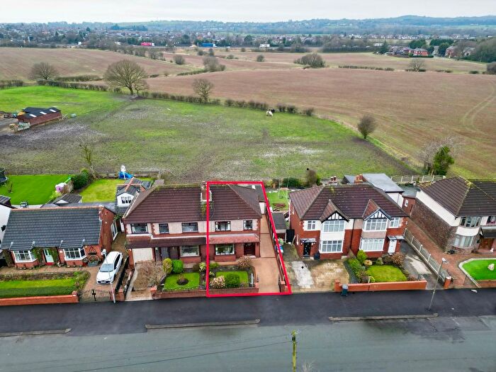 3 Bedroom Semi Detached House For Sale In Latham Lane, Orrell, WN5