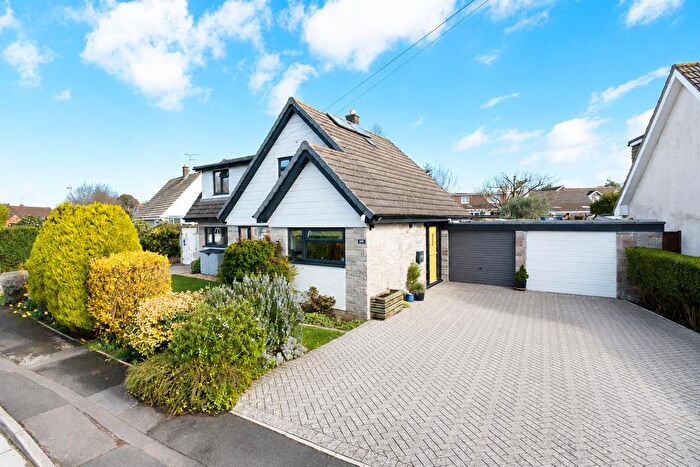 4 Bedroom Detached House For Sale In Mendip Road, Yatton, Bristol, BS49