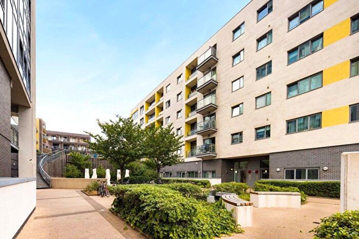 2 Bedroom Flat To Rent In Werner Court, Aqua Vista Square, Bow, London, E3