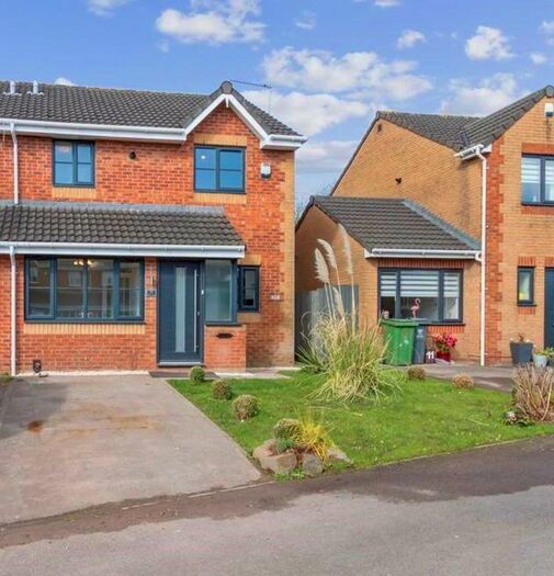 3 Bedroom Semi-Detached House To Rent In Clos Hector Pengam Green Cardiff, CF24