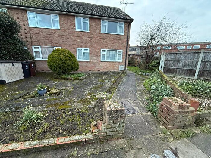 3 Bedroom Maisonette For Sale In Queens Road, Frinton-on-Sea, CO13