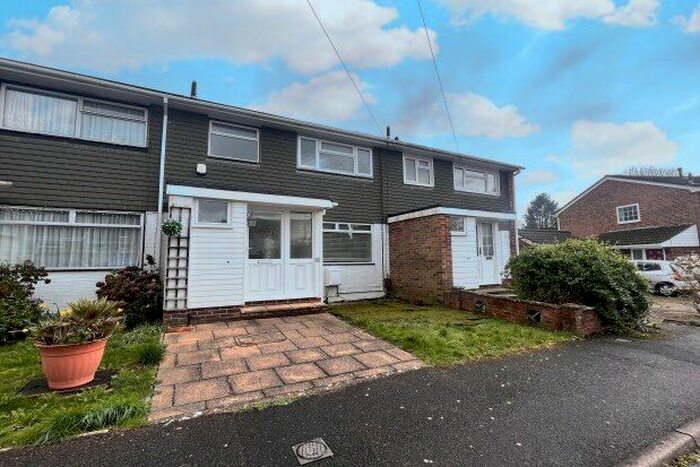 3 Bedroom Property To Rent In Burgundy Close, Southampton, SO31