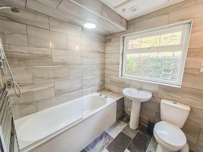 2 Bedroom Bungalow To Rent In Gelli Houses, Port Talbot, SA13